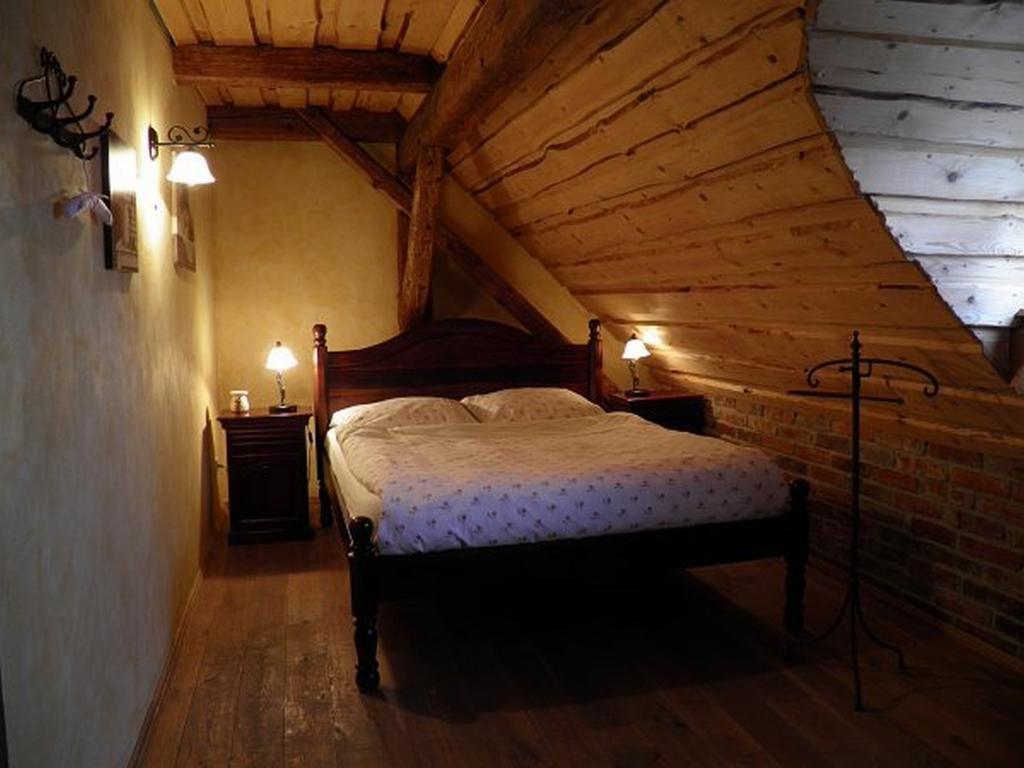Dvur Olsiny -Hotel And Horse-Riding Karviná 외부 사진