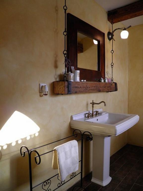 Dvur Olsiny -Hotel And Horse-Riding Karviná 객실 사진