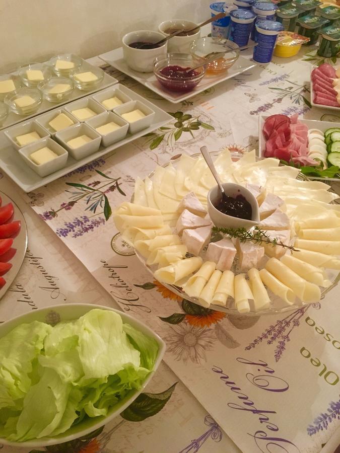 Dvur Olsiny -Hotel And Horse-Riding Karviná 외부 사진